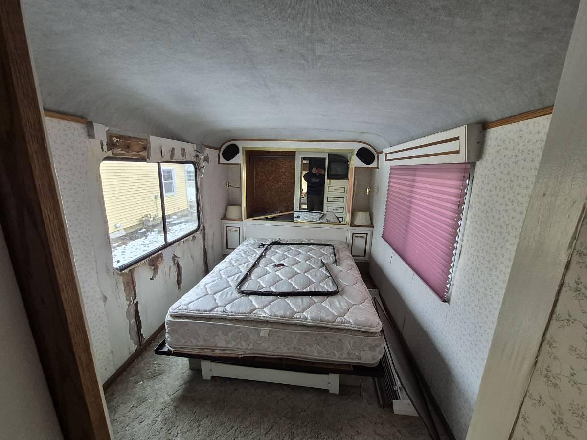 Used 1967 Eagle Trailway Continental MH