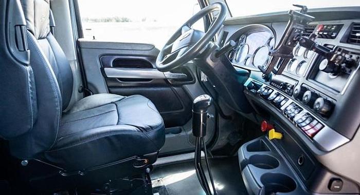 Used 2020 Kenworth T880