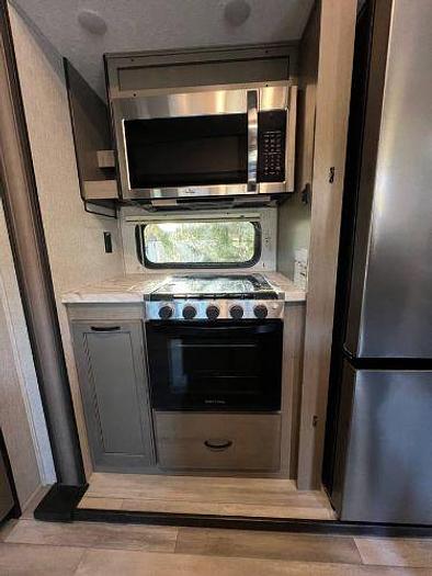 Used 2022 Coachman Chaparral 334FL