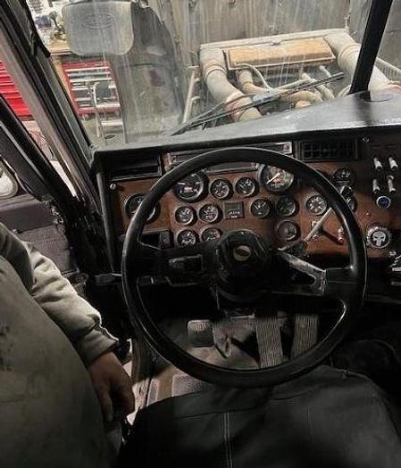 Used 1992 Peterbilt 378