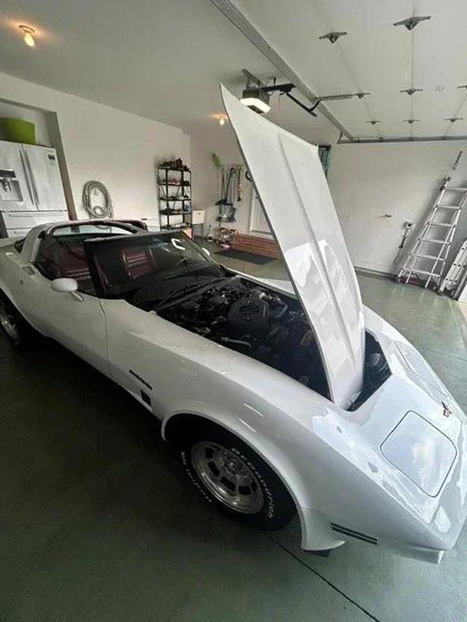 Used 1982 Chevrolet Corvette Stingray