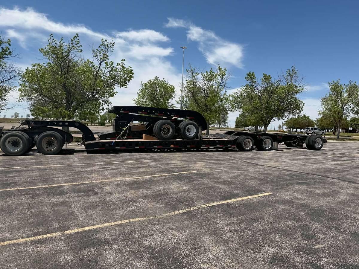 Used 2009 Freightliner Cascadia w/ 1985 Siebert 65-Ton RGN Package