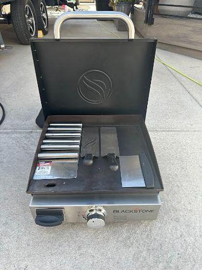 Used 2018 Dutchmen Kodiak Ultimate 240BHSL