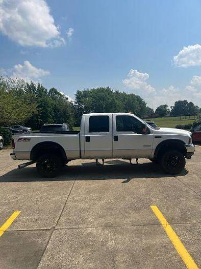 Used 2004 Ford Super Duty F-350 SRW XL