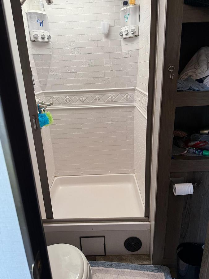 Used 2019 East to West Silver Lake Travel Trailer