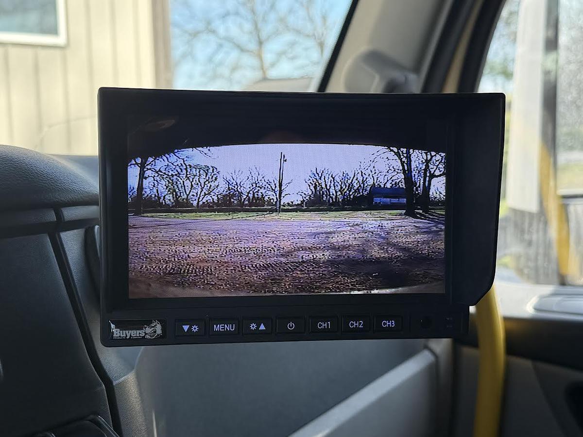 Used 2025 Peterbilt 567