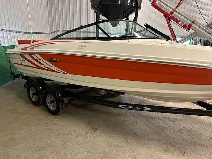 Used 2012 Sea Ray Sport 205
