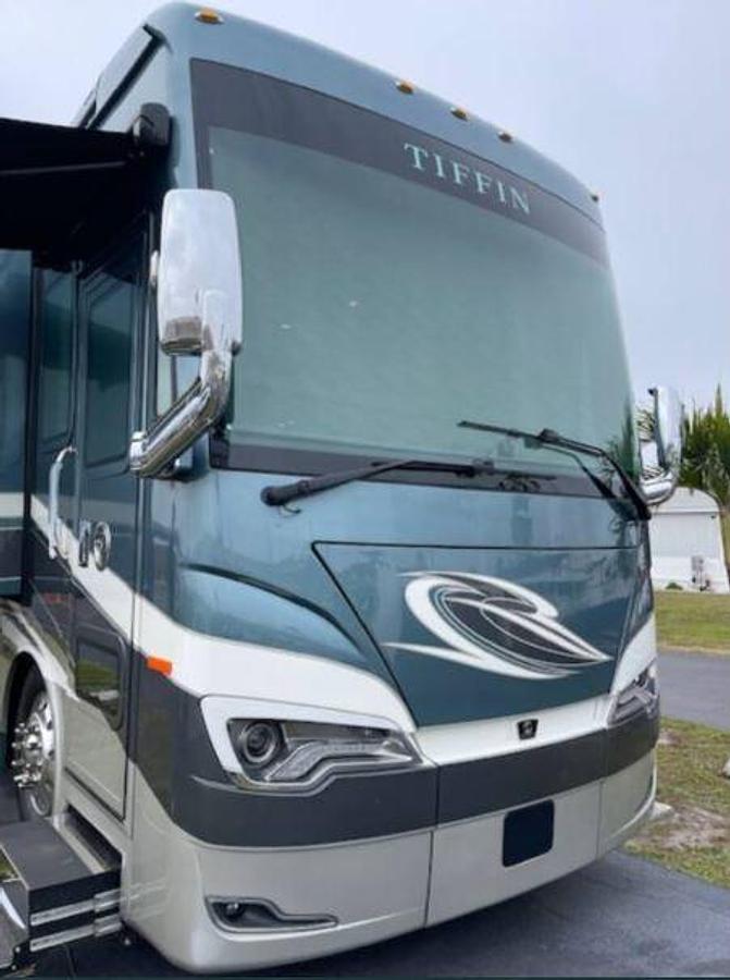 Used 2022 Tiffin Motorhomes ALLEGRO BUS 40IP Class A Motorhome