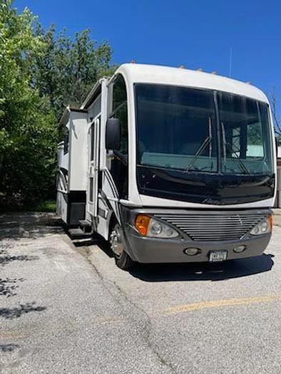 Used 2004 Fleetwood Pace Arrow 36B