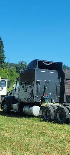 Used 2012 Peterbilt Sleeper Semi Tractor