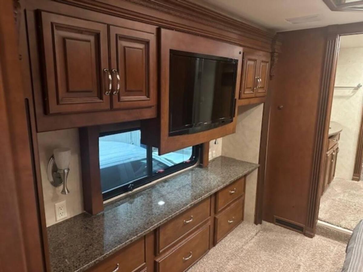 Used 2010 Entegra Cornerstone 45RB