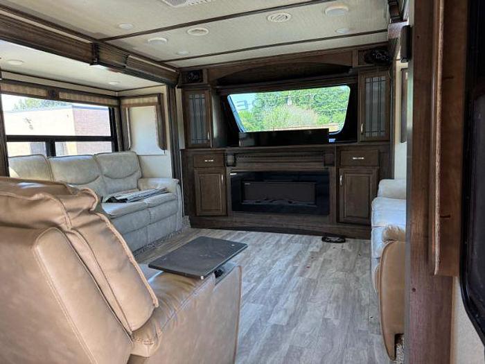 Used 2018 Grand Design Solitude 373FB