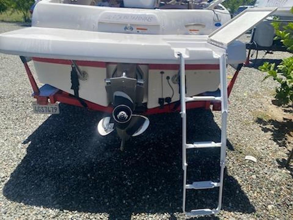 Used 2006 Four Winns 183
