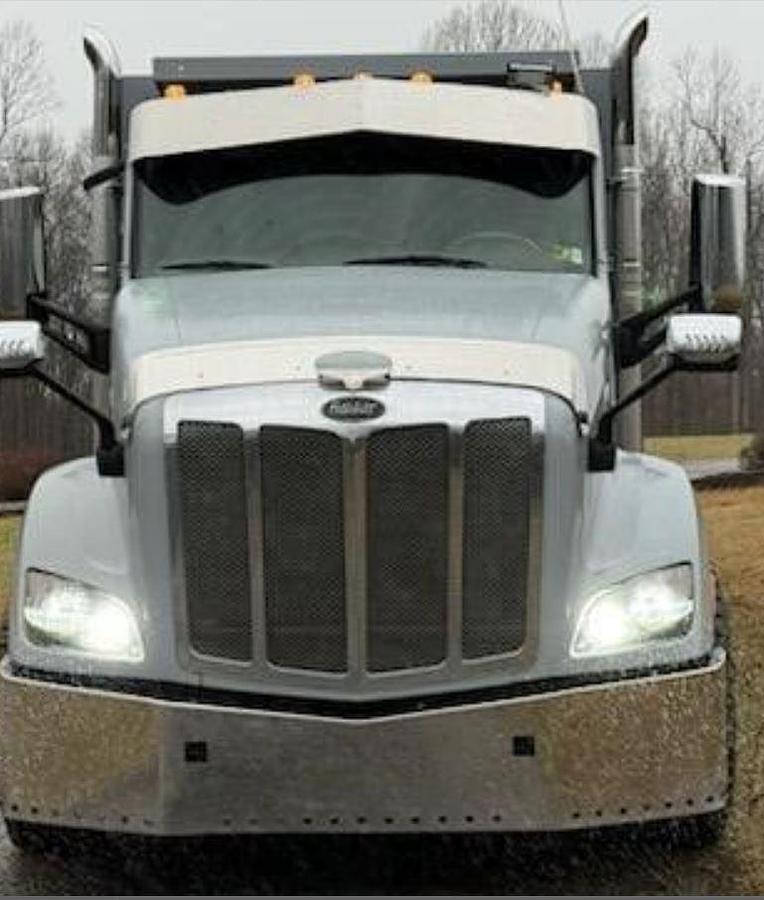 Used 2015 Peterbilt 579 Dump Truck