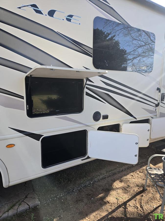 Used 2018 Thor Motor Coach A.C.E. 30.4
