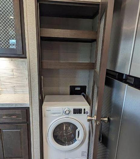 Used 2021 Grand Design Momentum 376THS