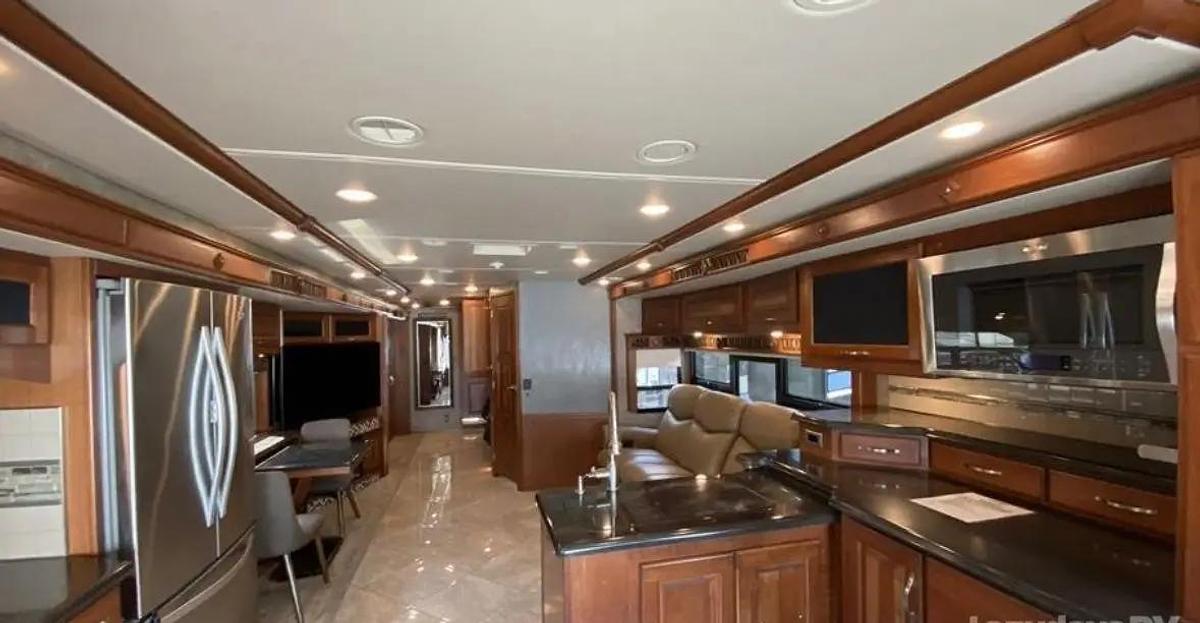 Used 2017 Winnebago Journey 40R Class A Motorhome