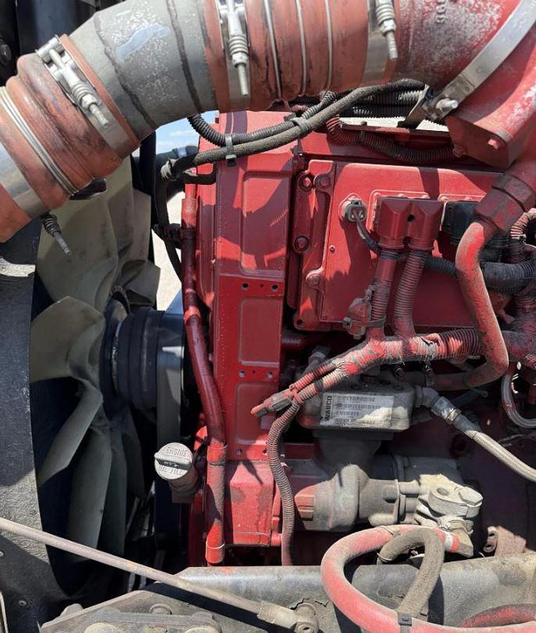 Used 2005 KENWORTH T800