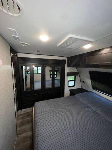 Used 2021 Highland Ridge Mesa Ridge XLT 364BHS