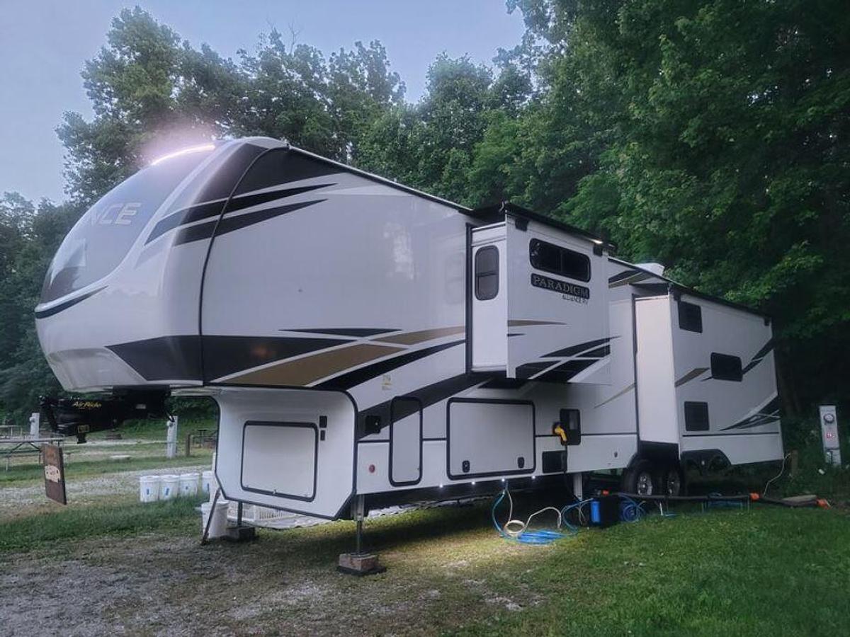 Used 2021 Alliance Paradigm 370FB Fifth Wheel