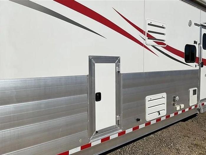Used 2021 Twister 3 Horse Trailer with Living Quarters