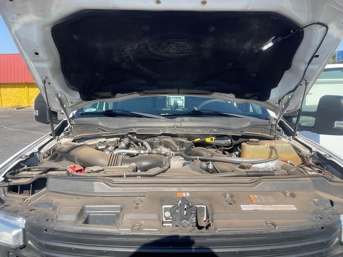 Used 2017 Ford F550 Long Flatbed Truck