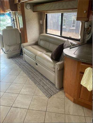 Used 2004 Country Coach Intrigue Montage