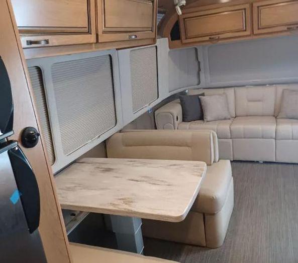 Used 2020 Airstream Classic 30RBT