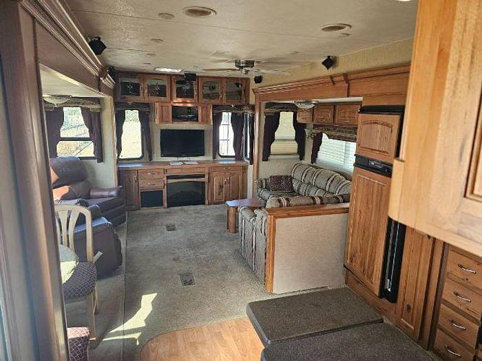 Used 2010 Excel M35TKE