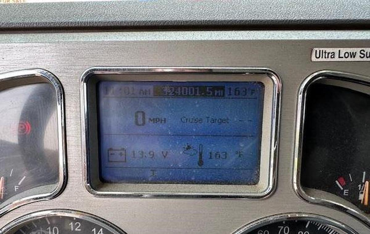 Used 2012 MACK GRANITE GU713 Dump Truck