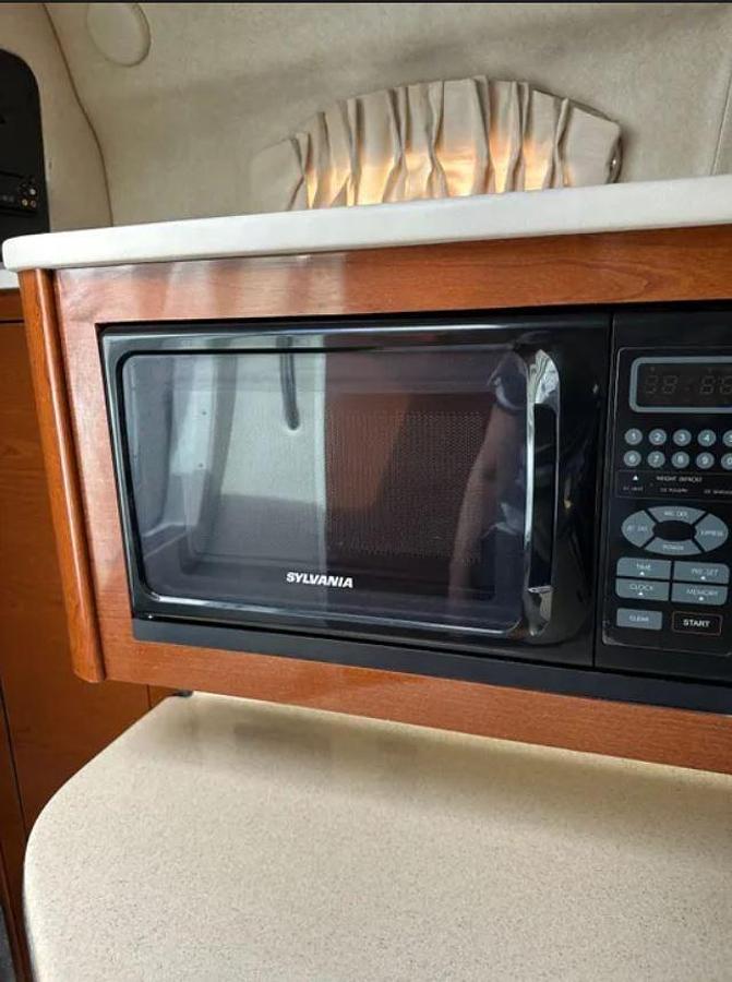 Used 2008 SeaRay Sundancer 260 28’