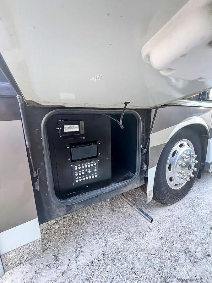 Used 2014 Itasca Meridian 42GQ Class A Motorhome