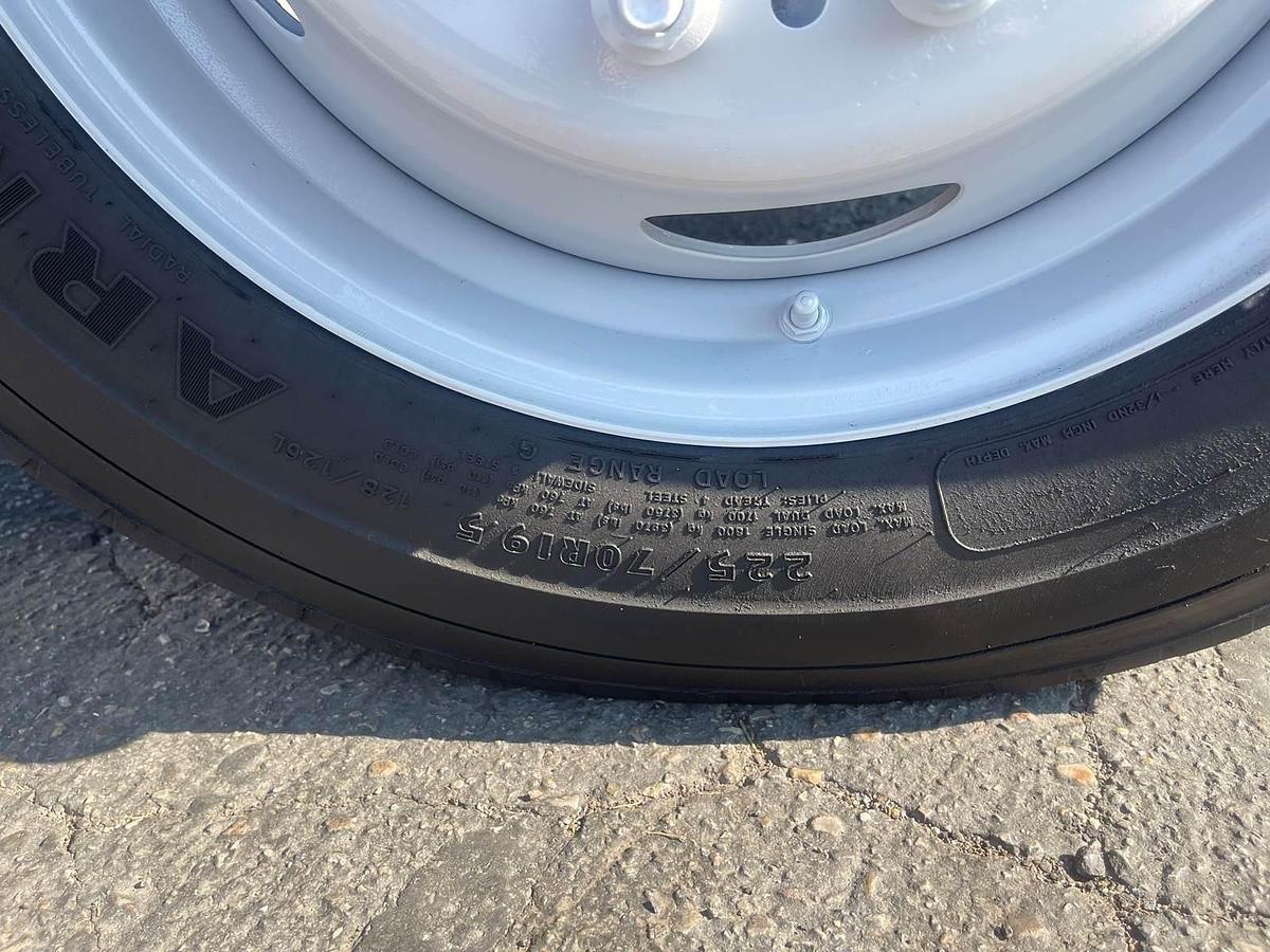 Used 2017 Ford F550 Long Flatbed Truck