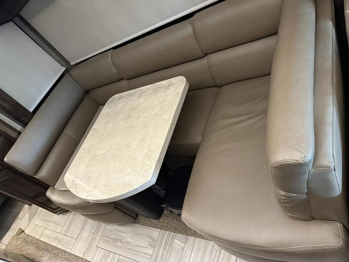 Used 2022 Fleetwood Discovery LXE 44H