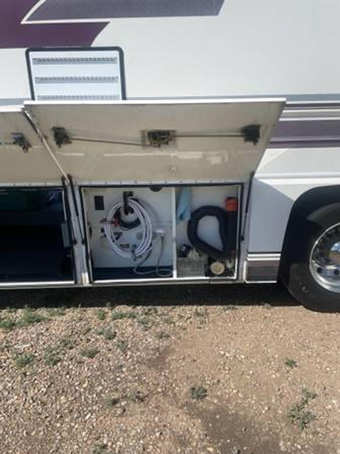 Used 1996 Foretravel U270 36' Class A Diesel Pusher