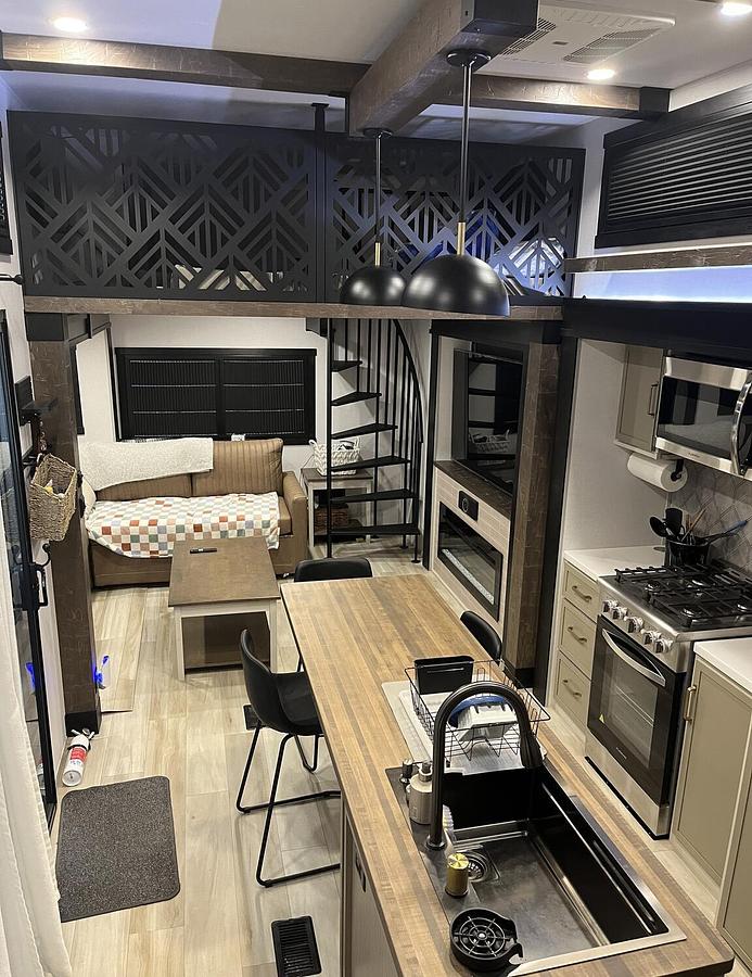 Used 2025 Forest River Salem Hemisphere Roost 43 Fifth Wheel