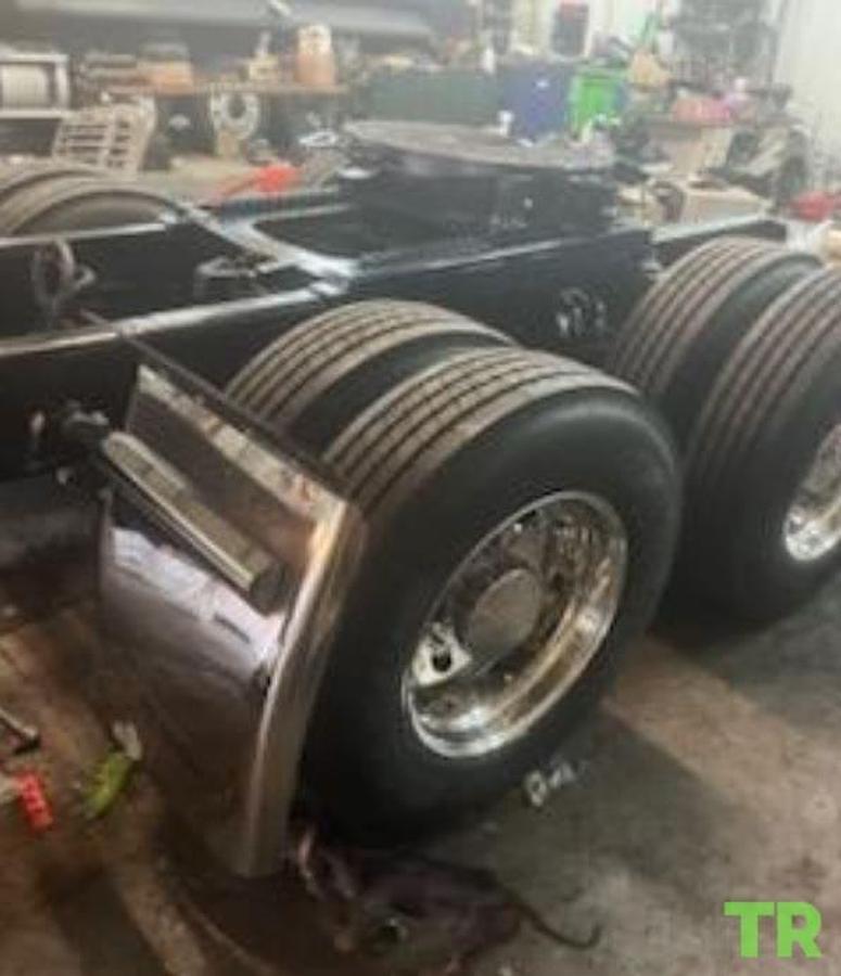 Used 2000 Kenworth K100