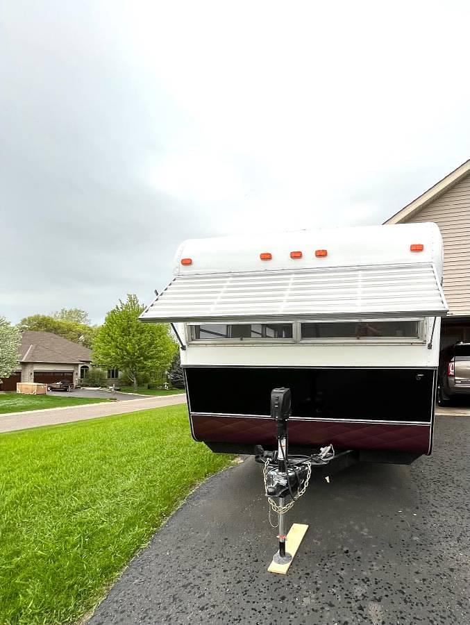 Used 1968 Holiday Vacationer