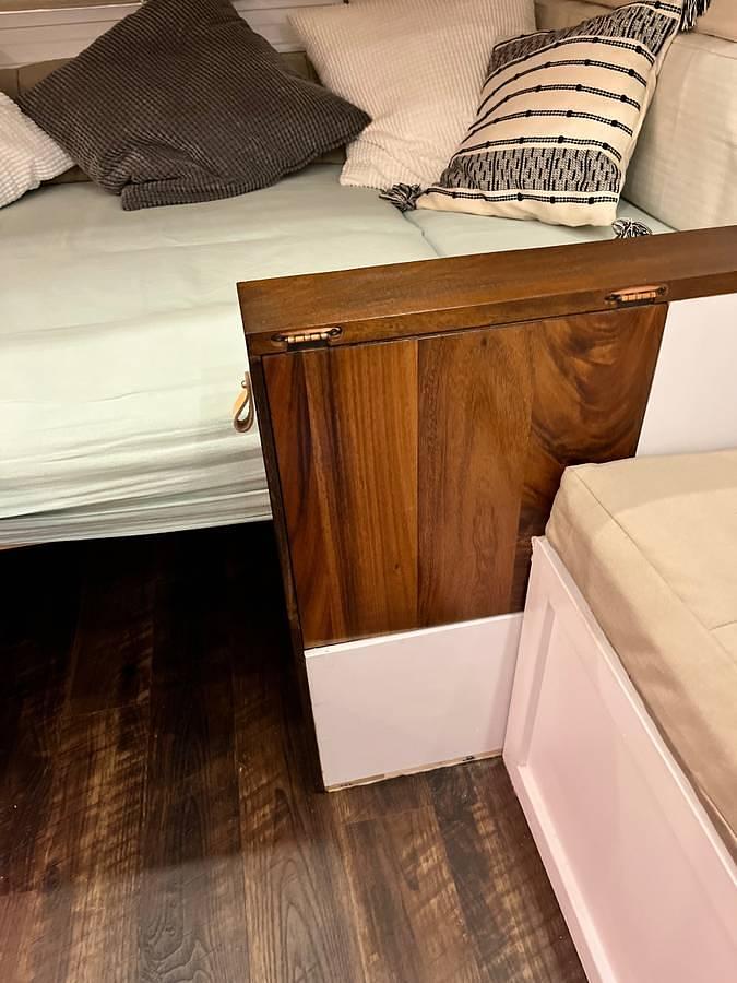 Used 1968 Holiday Vacationer