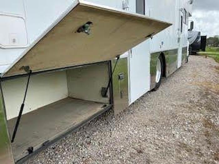 Used 2003 KENWORTH T300