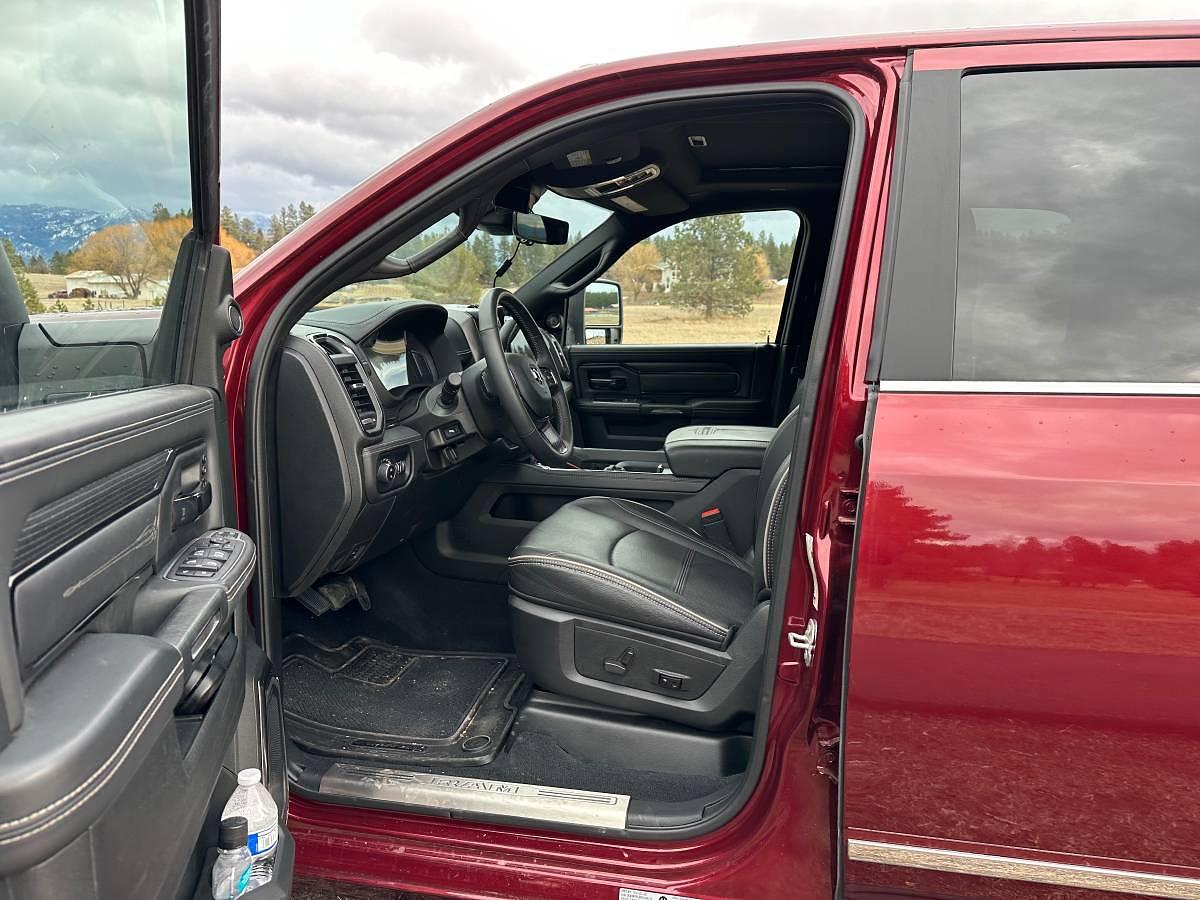 Used  2024 RAM 3500 4X4