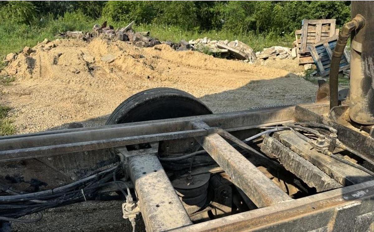 Used 1998 Peterbilt 357 Dump Truck