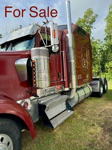 Used 2004 KENWORTH W900L