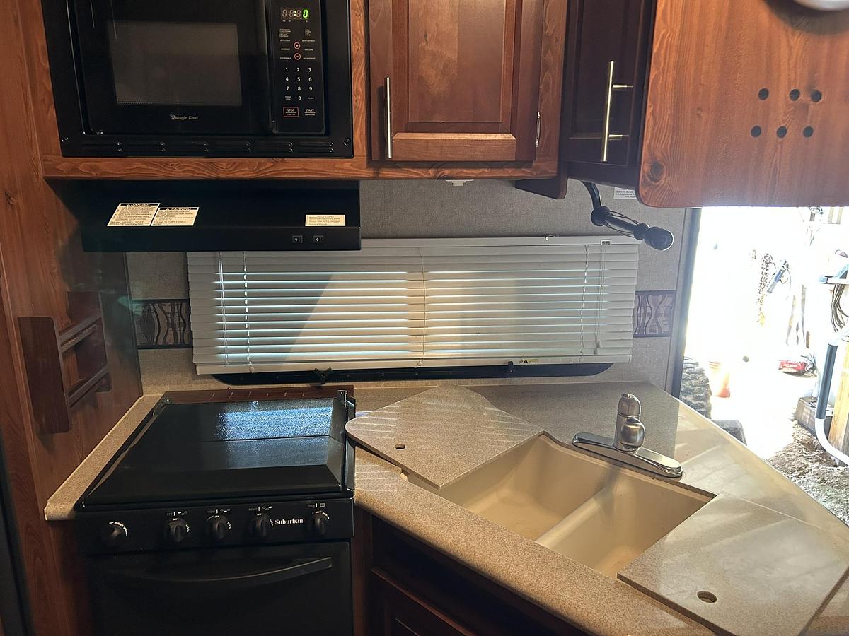 Used 2013 Forest River Rockwood Signature Ultra Lite 8244WS Fifth Wheel