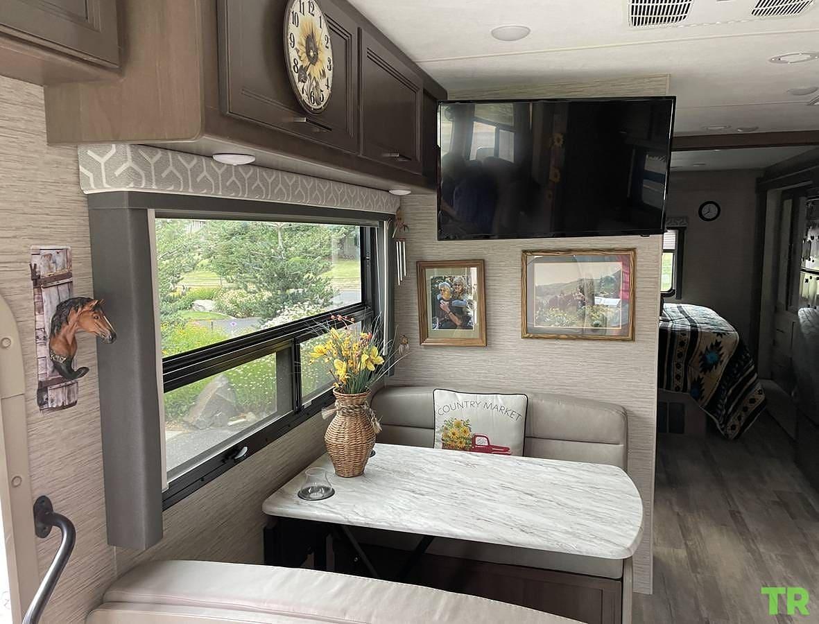 Used 2022 Thor Freedom Traveler