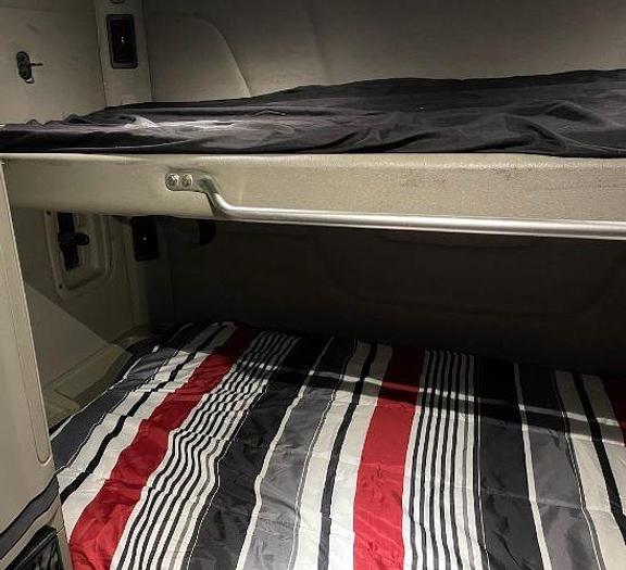 Used 2019 Peterbilt 579