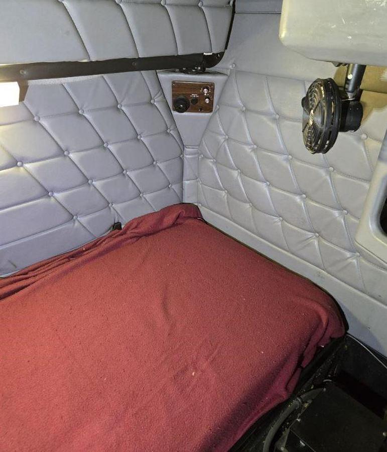 Used 1998 FREIGHTLINER FLD132 CLASSIC XL