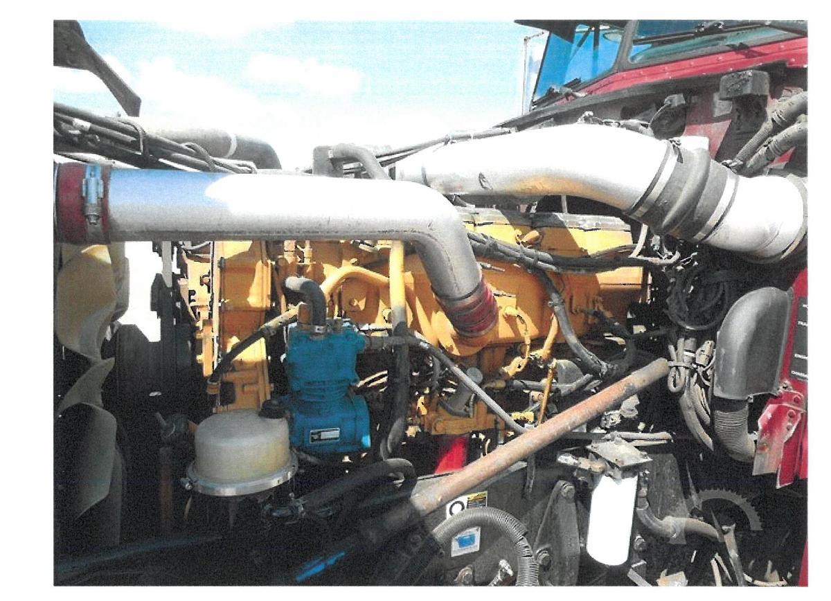 Used 2005 Peterbilt 379 EXHD Conventional Sleeper Semi