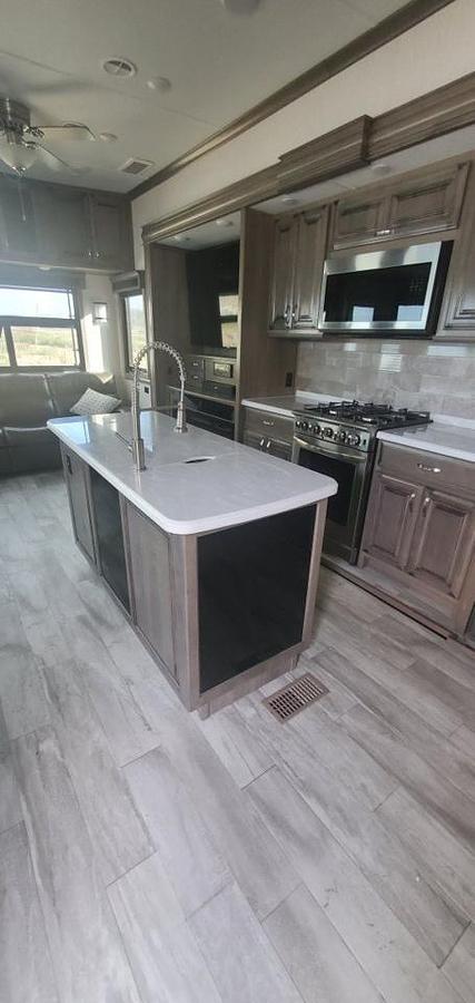 Used 2020 Forest River Riverstone 383MB