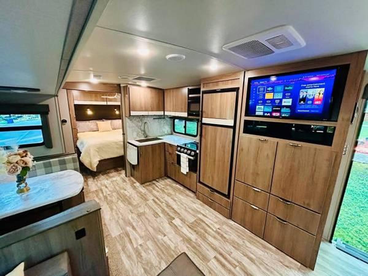 Used 2021 Grand Design Imagine